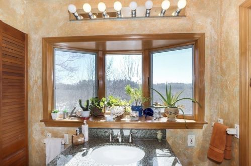 92 Burroughs Rd, North Reading MA 01864-1203 exterior