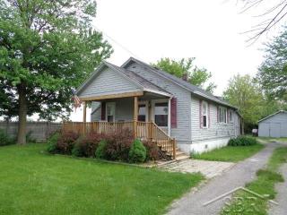 3386 Wadsworth Rd, Saginaw MI  48601-6249 exterior