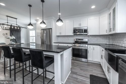 826 Belmont Ave, Camden NJ  08108-3104 exterior