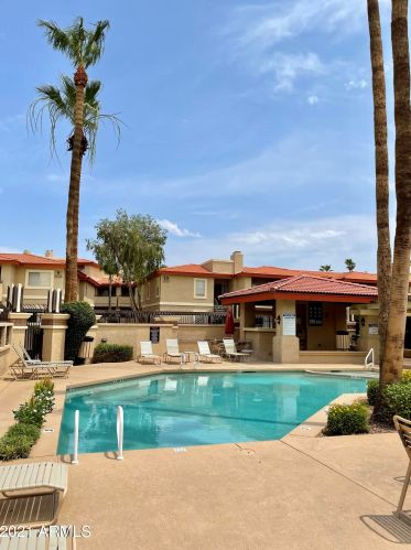 10240 12th Pl, Phoenix, AZ 85020-1679