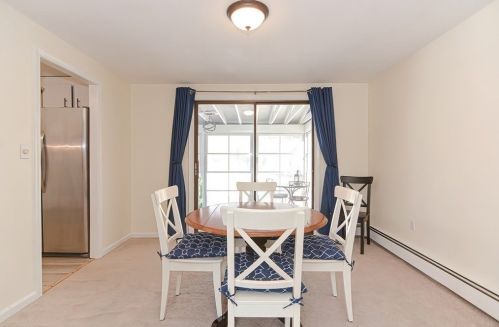 22 Mohegan St, Norfolk MA 02056-1125 exterior