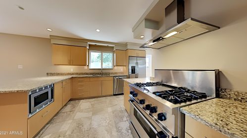 505 El Caminito Dr, Phoenix AZ 85051-4620 exterior