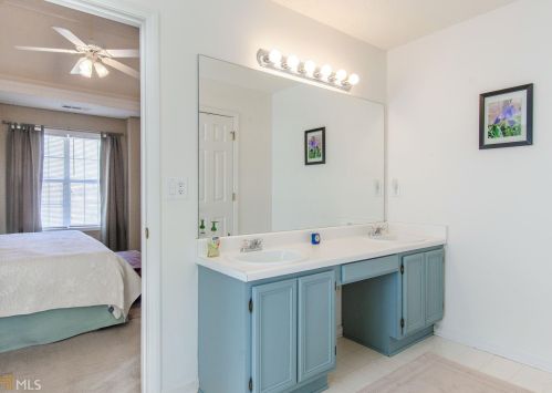 464 Walnut Crk Dr, Stockbridge GA 30281 exterior