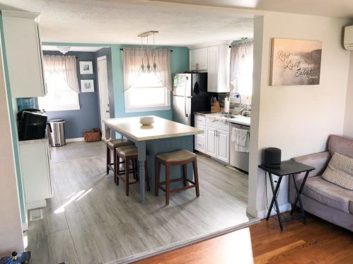 14 Batavia St, Worcester, MA 01604-3902