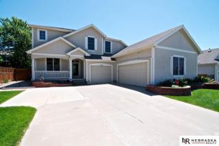 9309 28th Ave, Bellevue, NE 68147-8417