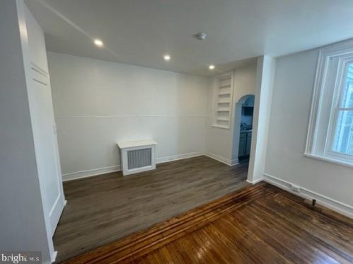 6222 Hazel Ave, Philadelphia PA  19143-2226 exterior