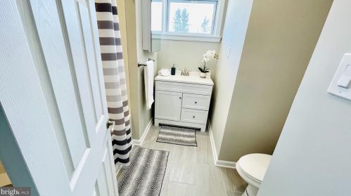 1214 Monmouth Rd, West Deptford NJ 08096-3059 exterior