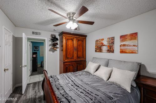 11033 39th Dr, Phoenix AZ  85029-3855 exterior