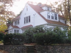 1032 Beacon St, Newton, MA 02459-1742