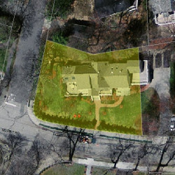 39 Moffat Rd, Newton MA  02468-1112 aerial view