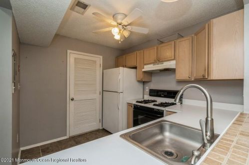 45 Dover Ct, Tinton Falls NJ 07712-7765 exterior