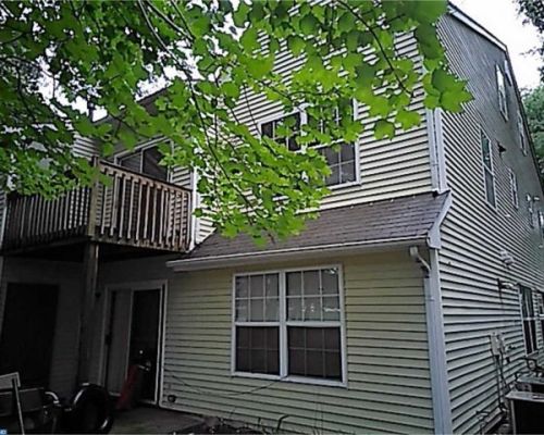 1036 Tristram Cir, West Deptford, NJ 08051-2203