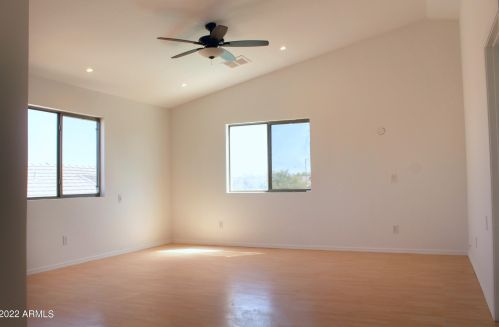 5613 31 Dr, Phoenix AZ 85041-4304 exterior