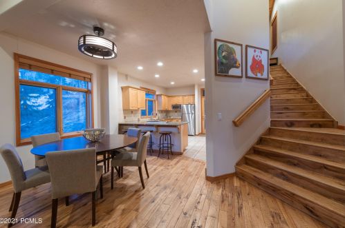 1172 Lowell Ave, Park City UT 84060-5115 exterior