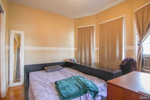 789 Kearny Ave, Kearny NJ 07032-2507 exterior