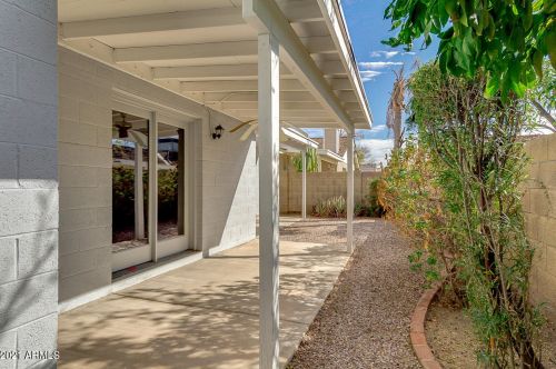 125 Campo Bello Dr, Phoenix AZ 85032-2215 exterior