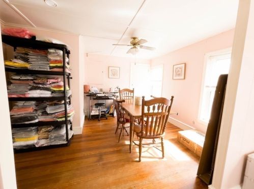 296 Hamlet St, Fall River MA 02724-3340 exterior