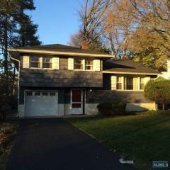 91 Highland Ave, Bergenfield NJ  07621-3118 exterior