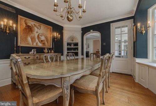 605 Delaware St, West Deptford NJ  08096-1576 exterior