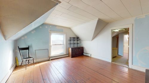 266 Pleasant St, West Bridgewater MA 02379-1509 exterior