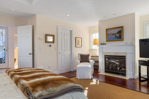 230 Skyline Dr, Chatham MA 02633-1720 exterior