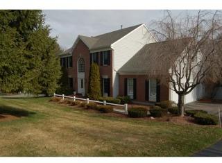 39 Dover Cir, Franklin MA  02038-4201 exterior