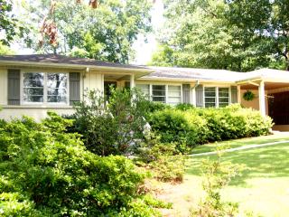 2608 Mtn Wood Dr, Birmingham AL  35216-2610 exterior