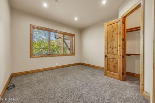 3341 Buckboard Dr, Park City UT 84098-5304 exterior