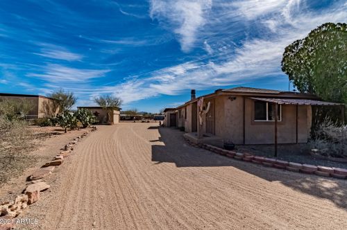 36021 12th St, Phoenix, AZ 85086-8813