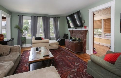 42 Estabrook Rd, Quincy MA 02170-3902 exterior