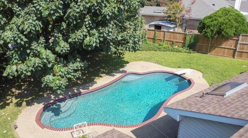 418 Country Vw Ln, Garland TX 75043-5608 exterior