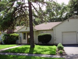 281 Upland Ave, Newton, MA 02461-2002