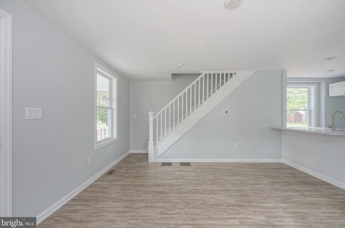 202 7th St, West Deptford NJ  08086-3125 exterior