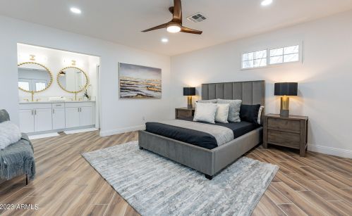 1121 Bethany Home Rd, Phoenix AZ  85014-2229 exterior