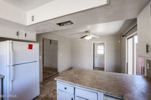 4639 76th Ave, Phoenix AZ  85033-1237 exterior