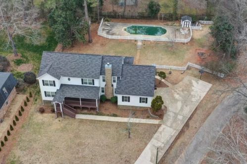 2544 Dukes Cir, Conyers GA  30013-1932 exterior