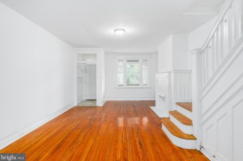 3825 16 St, Philadelphia PA 19140-3605 exterior