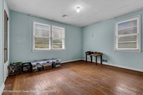 267 Rumson Rd, Little Silver NJ 07739-1657 exterior