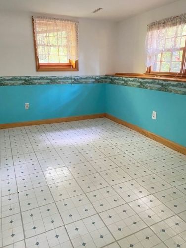 85 Leaf Ln, East Bridgewater MA 02333-1615 exterior