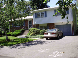 28 Grace Rd, Newton, MA 02459-3426