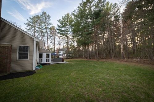 27 Stop Riv Rd, Norfolk MA 02056-1171 exterior