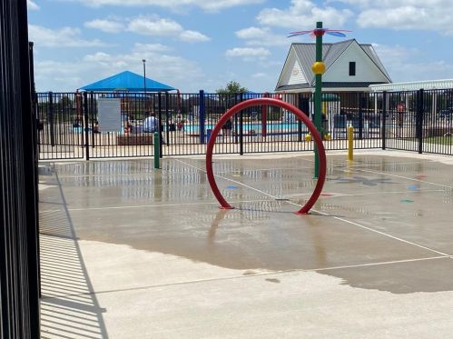 207 Conchola Ln, Richmond TX 77469-1823 exterior