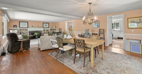 1890 Brg Rd, Eastham MA 02642-3213 exterior