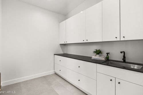 533 Belmont Ave, Phoenix AZ 85051-6766 exterior