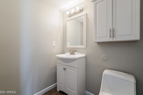 2854 Clarendon Ave, Phoenix AZ 85018-5552 exterior