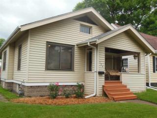 124 Thornwood Ave, Davenport, IA 52802-1529