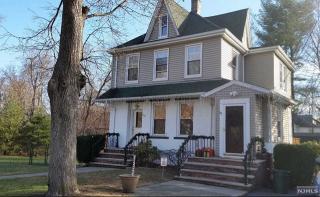 30 Mill Rd, Park Ridge NJ  07656-1226 exterior