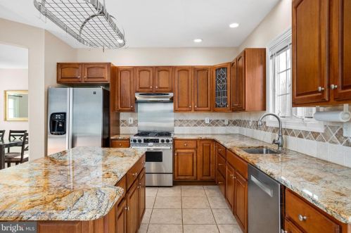 71 Mill Ln, Columbus NJ 08022-1940 exterior