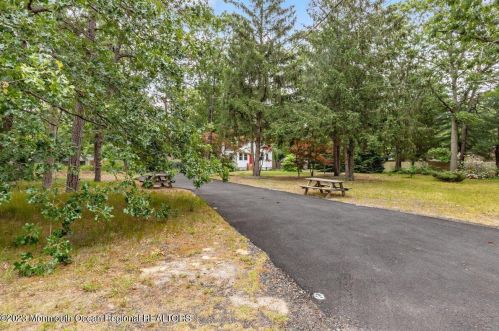 603 Veterans Hwy, Jackson Twp NJ  08527-3730 exterior