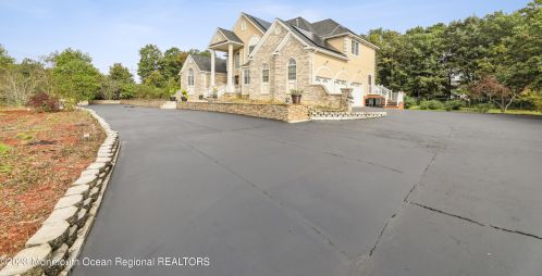 750 Farmingdale Rd, Jackson Twp NJ 08527-4301 exterior